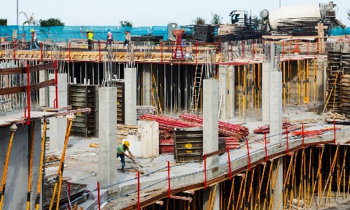 Building-new-concrete-houses
